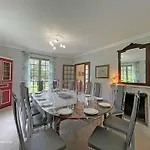 Maison Spacieuse Pour 15 Personnes Avec Jardin Et Animaux Admis - Fr-1-497-206 Casa de Férias