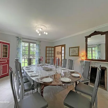 Grande Maison Familiale Avec Jardin, Garage Et Jeux Pour Enfants - Parfait Pour 15 Personnes En Normandie. - Fr-1-497-206 بيت للعطل Longny les Villages