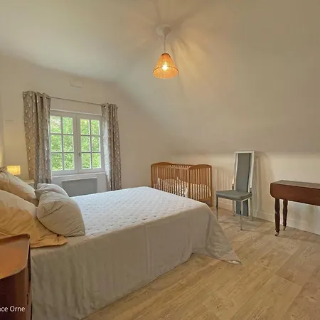 بيت للعطل Grande Maison Familiale Avec Jardin, Garage Et Jeux Pour Enfants - Parfait Pour 15 Personnes En Normandie. - Fr-1-497-206 Longny les Villages