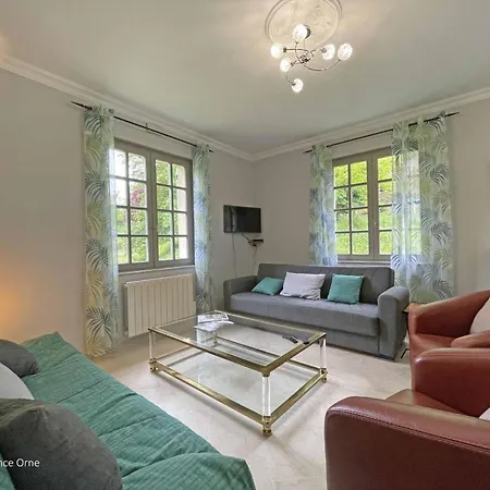 펜션 Maison Spacieuse Pour 15 Personnes Avec Jardin Et Animaux Admis - Fr-1-497-206 Longny les Villages