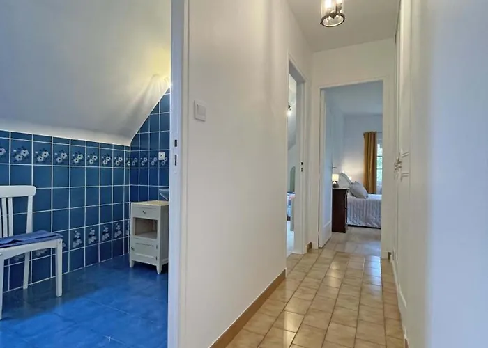 Maison Spacieuse Pour 15 Personnes Avec Jardin Et Animaux Admis - Fr-1-497-206 *