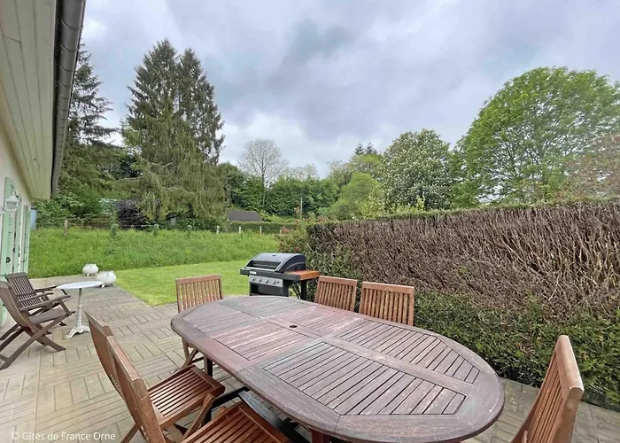 Maison Spacieuse Pour 15 Personnes Avec Jardin Et Animaux Admis - Fr-1-497-206 Casa vacanze *