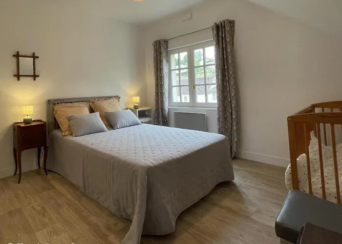 Maison Spacieuse Pour 15 Personnes Avec Jardin Et Animaux Admis - Fr-1-497-206 Longny les Villages