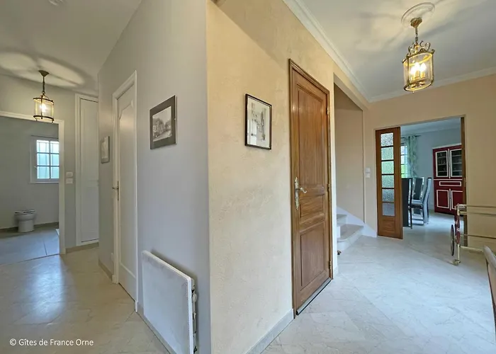 Casa vacanze Maison Spacieuse Pour 15 Personnes Avec Jardin Et Animaux Admis - Fr-1-497-206 *